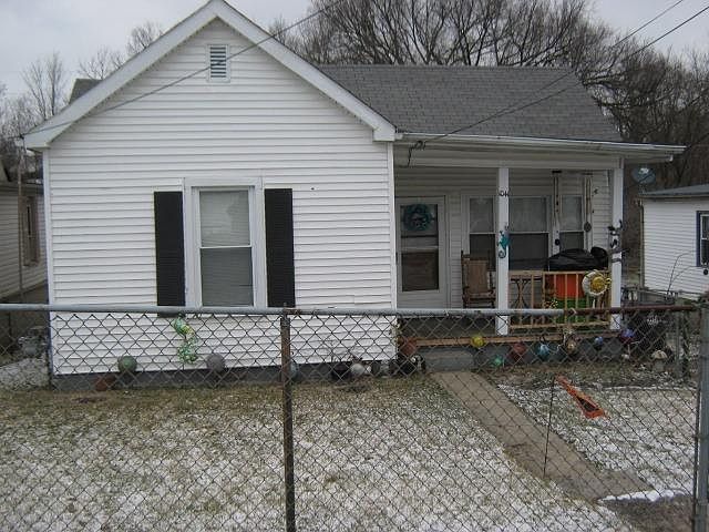 1st image of 1041 Vine St