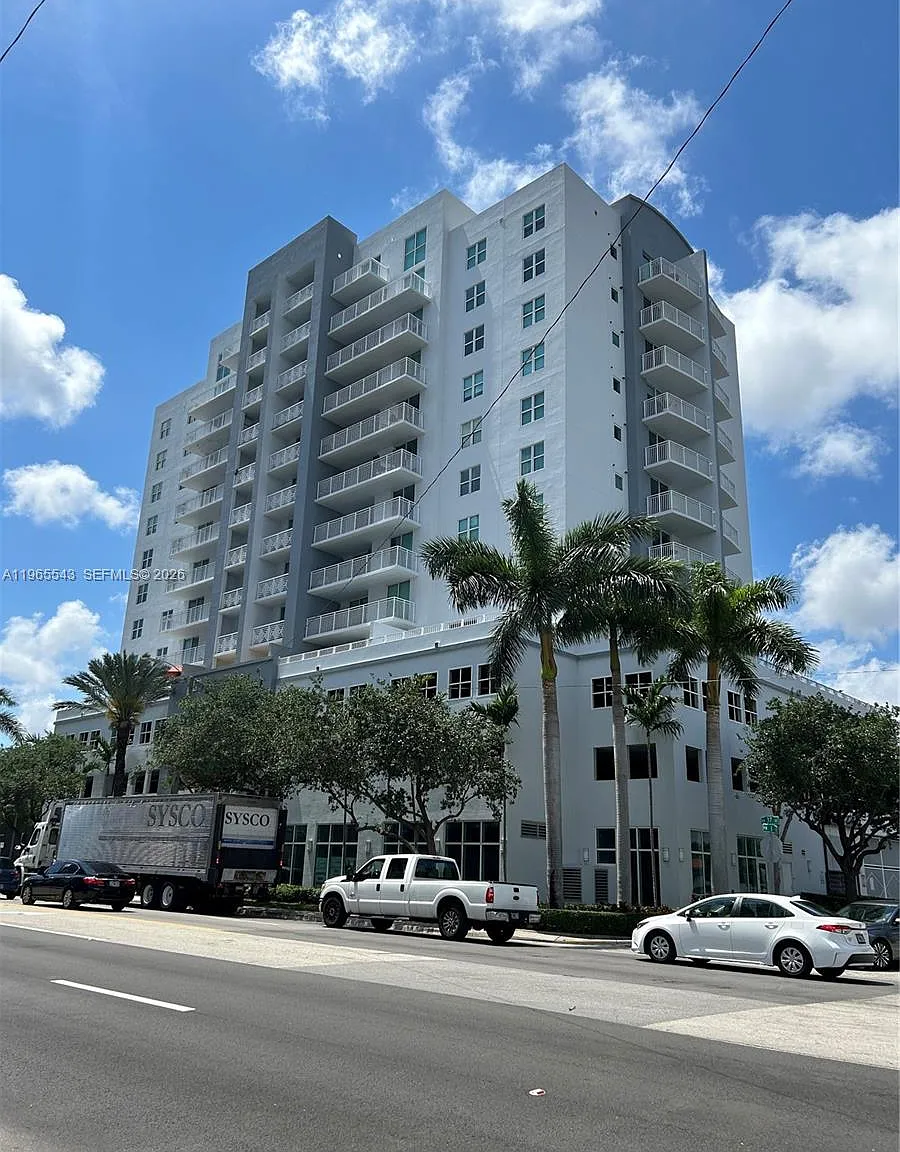 Douglas Place Condo — Photo 1