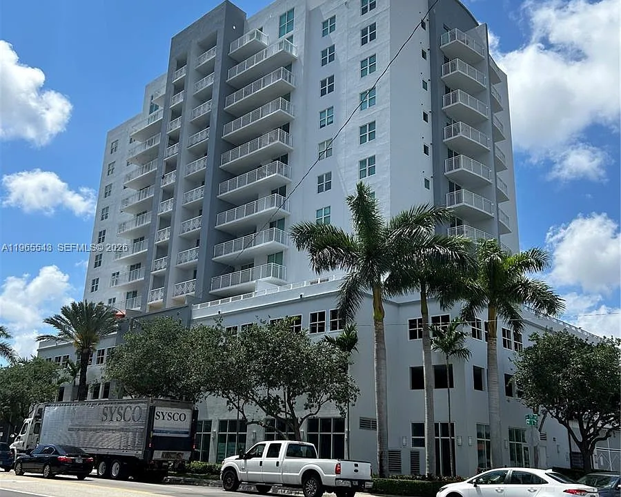 60 NW 37th Ave #1205