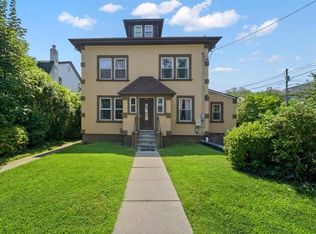 14 Bryn Mawr Pl, Yonkers, NY 10701