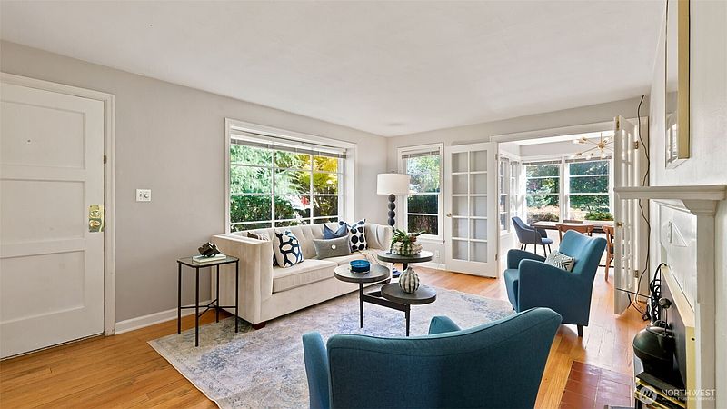 5th image of 7419 48th Avenue NE