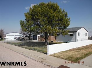 82 Toluca Ln, Gering, NE 69341
