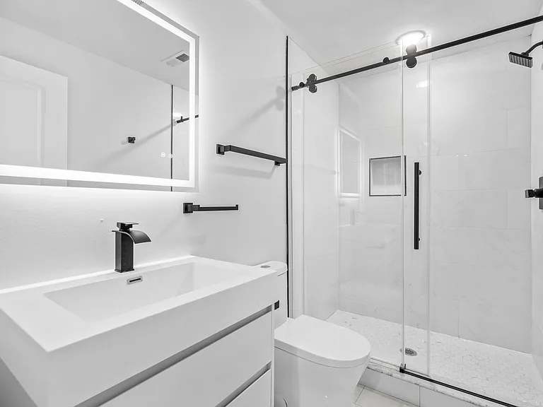 1108 W Dauphin St #201 — Photo 19