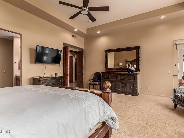 36138 N Summit Dr — Photo 27