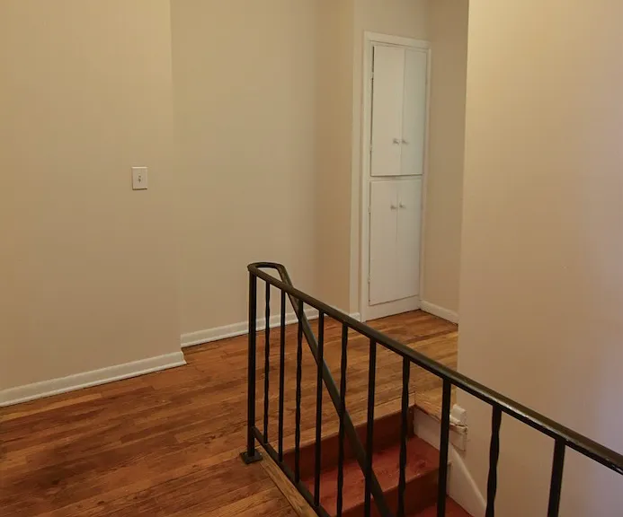 1503 Summit St #E — Photo 3