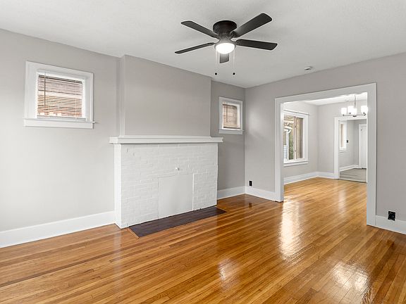 4th image of 4076 Virginia Park St