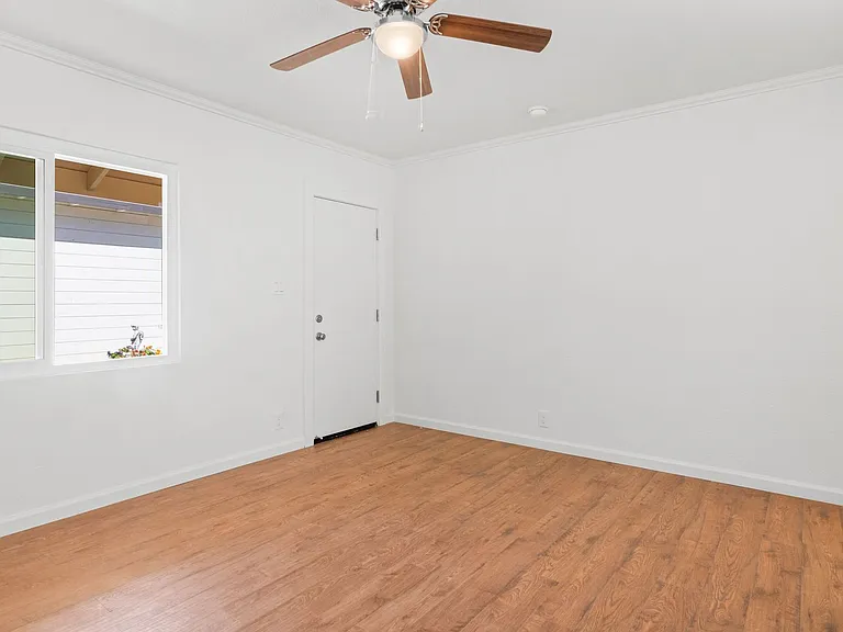 149 Mason St — Photo 6