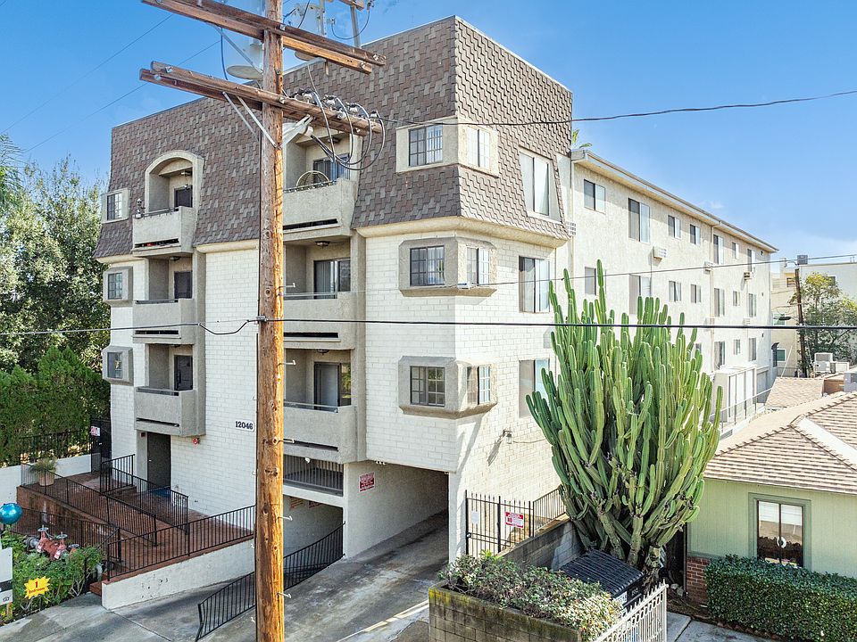 1st image of 12046 Emelita St APT 305