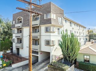 12046 Emelita St APT 305, Valley Village, CA 91607