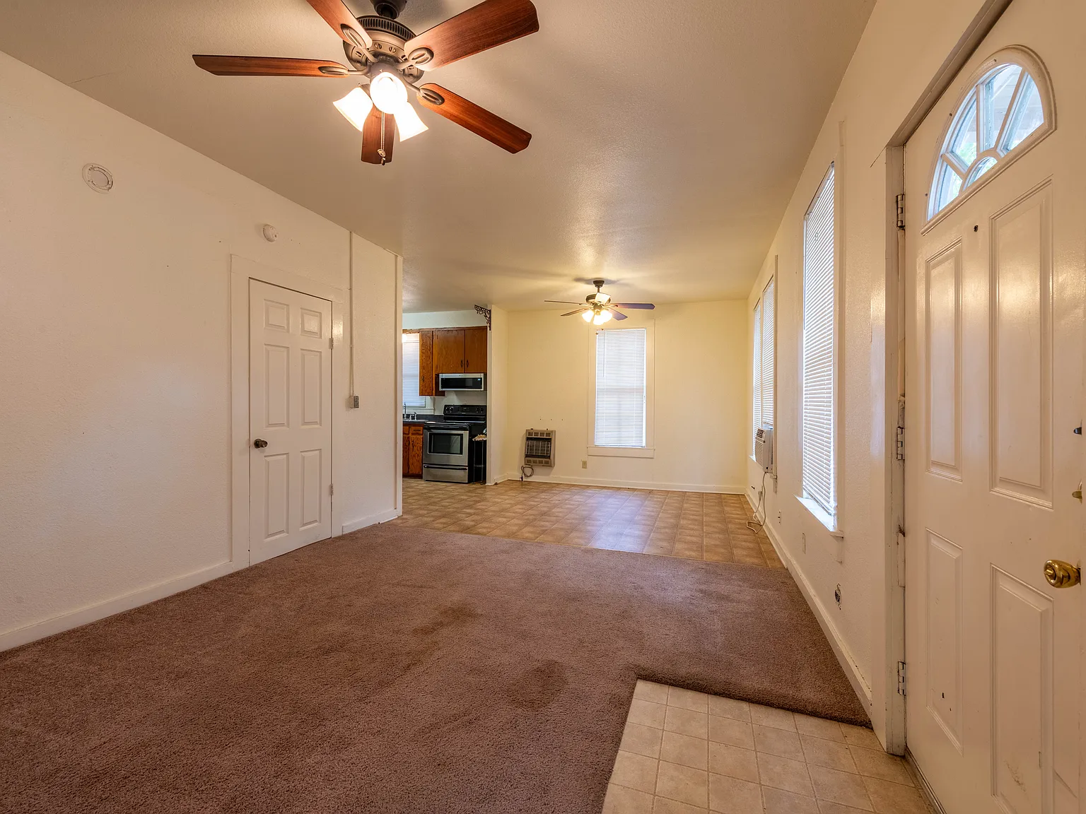 314 E Houston Street — Photo 3