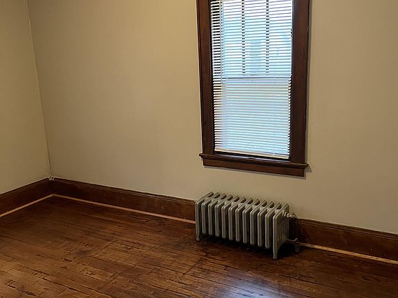 2nd image of 2609-11 N 49th St #2609