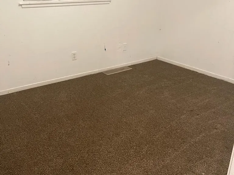 6874 Beth Cir — Photo 5
