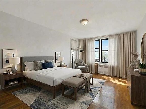 4th image of 2800 Coyle St APT 511