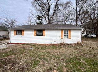 1004 E Walnut St, Independence, MO 64050