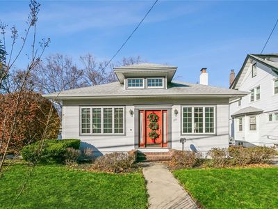 200 Plainfield Avenue, Floral Park, NY, 11001