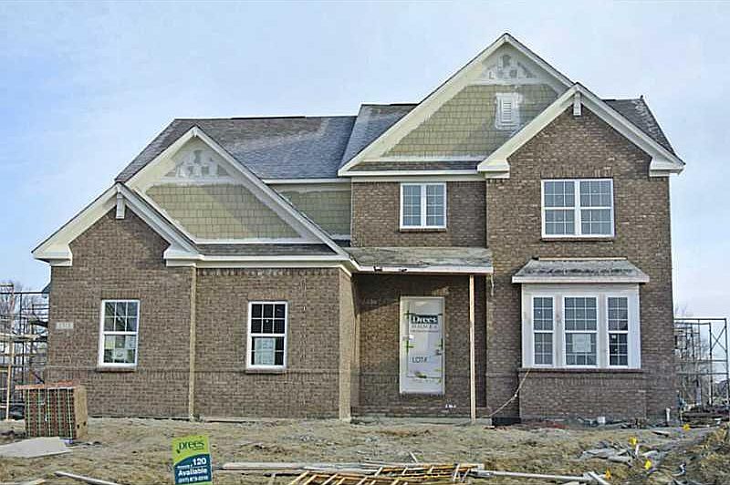 1st image of 2572 N Heathermoor Park Dr