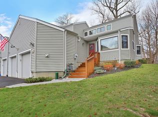 31 Bridle Path, Ossining, NY 10562