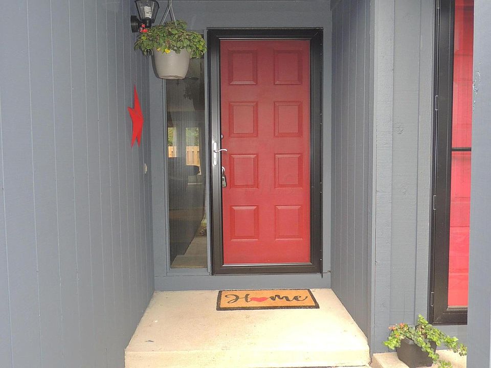 1st image of 1745 Sawgrass Dr