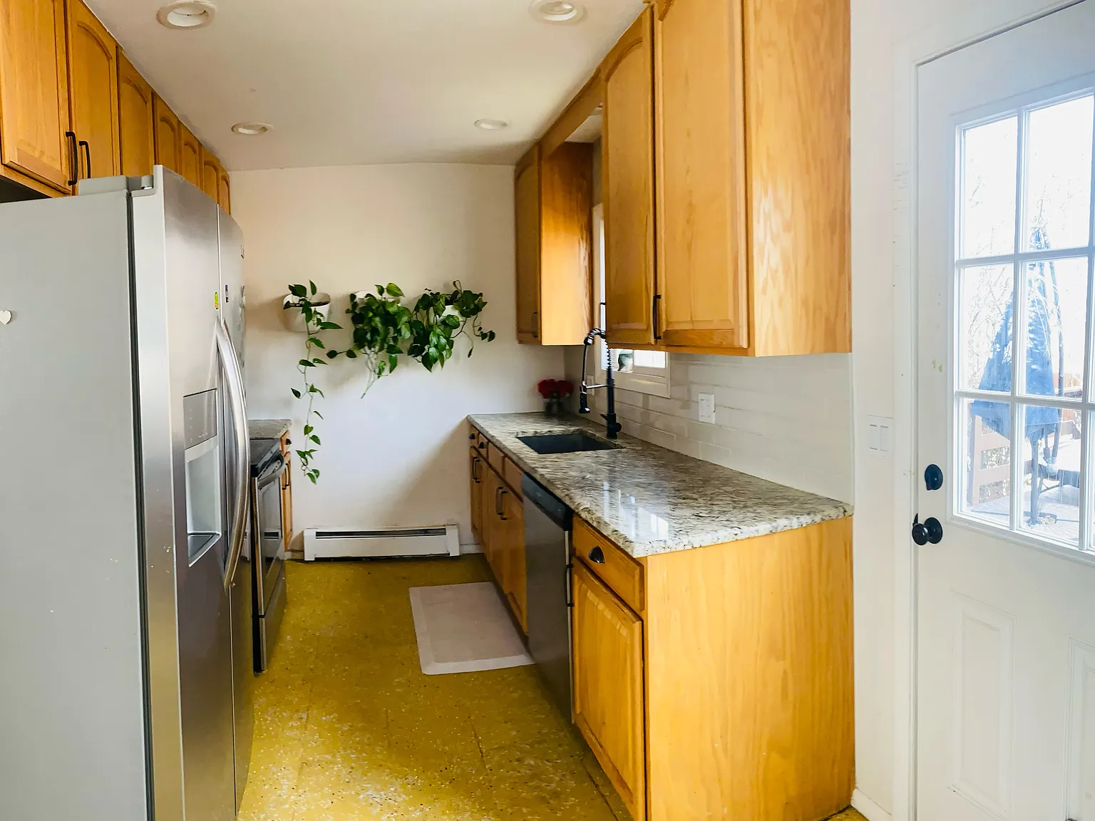 4 bed, 1873 sqft, $3,500 — Photo 4