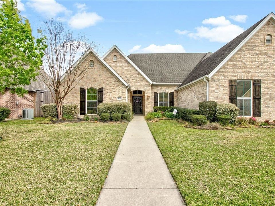 1st image of 3570 Windrose Dr
