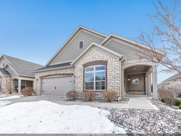 210 N Bedford Rd, Green Bay, WI 54311