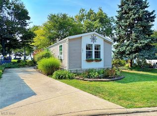 101 Coen Rd, Vermilion, OH 44089