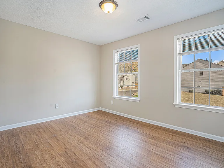 2894 Regent Walk Dr — Photo 19