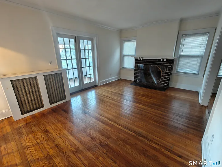 143 Dover Rd — Photo 6