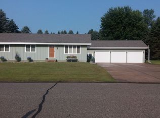 7769 Country Ln, Lino Lakes, MN 55014