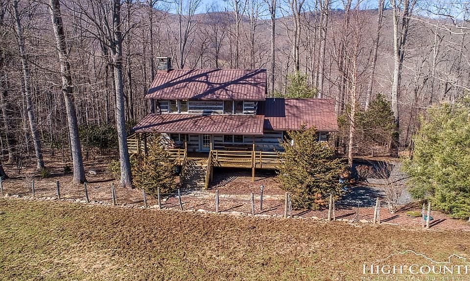 1st image of 300 Mission Oaks Dr