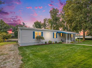 839 Pine Island Dr, Coldwater, MI 49036