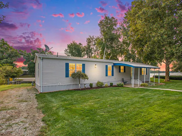 839 Pine Island Dr, Coldwater, MI 49036