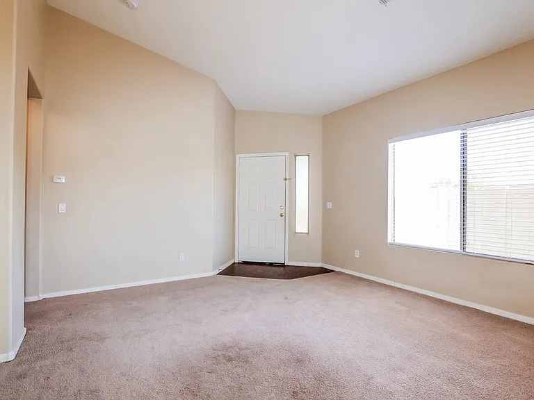 13425 W Gelding Dr — Photo 3