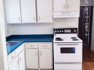 1004 Elm Ave #3, Windsor, ON N9A 5H7