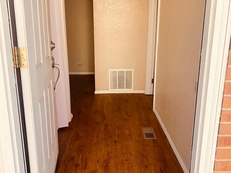 371 Greensboro S #371 — Photo 12