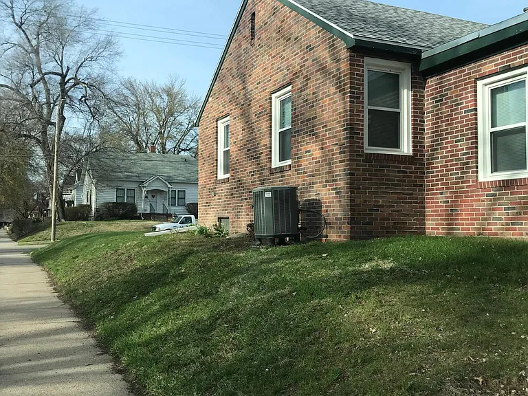 3701 Randolph St — Photo 2