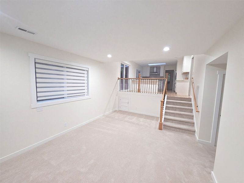 2nd image of 16717 19th Street