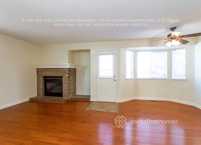 4992 N Silverlace Dr — Photo 5