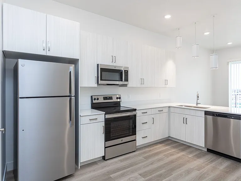 Wasatch View Apartments — Photo 24