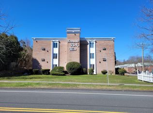 Summit Park West, Danbury, CT 06810