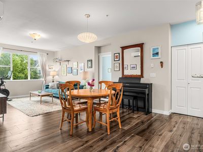 2990 SW Raymond Street #204, Seattle, WA, 98126