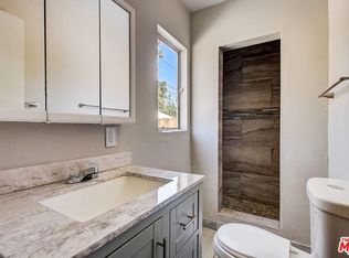 256 E 69th Way, Long Beach, CA 90805