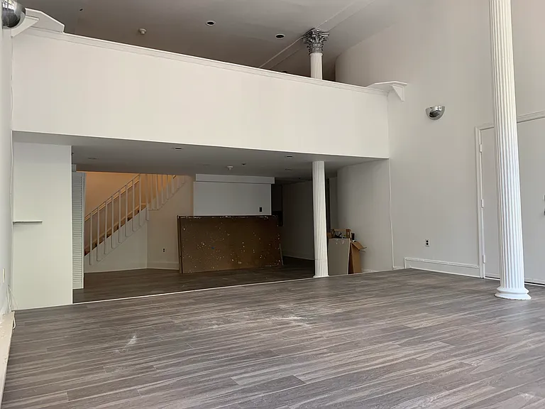 306 New St #C1 — Photo 4