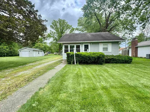 612 W Reed St, Benton, IL 62812