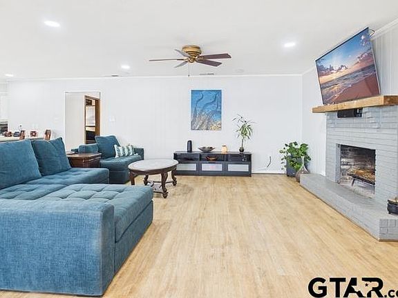 5th image of 14227 Melody Ln