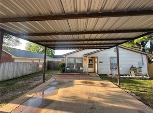 114 Rebecca St, Bryan, TX 77801