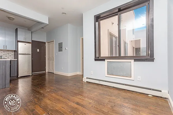 Rented by MySpaceNYC | media 22