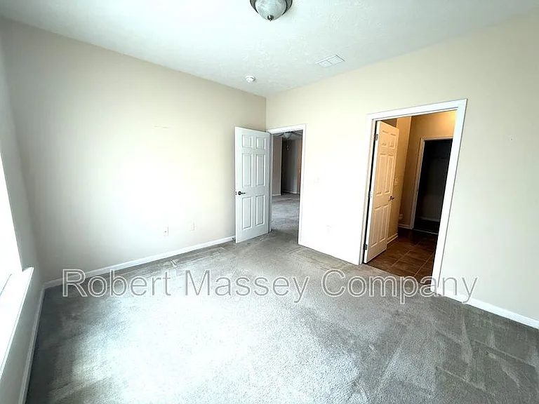 9400 Clubview Dr #101 — Photo 11