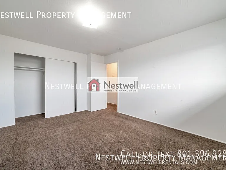 1881 W Lake Park Dr #3 — Photo 8