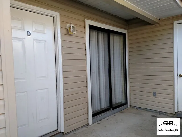 6326 W Fairfield Dr #B — Photo 1